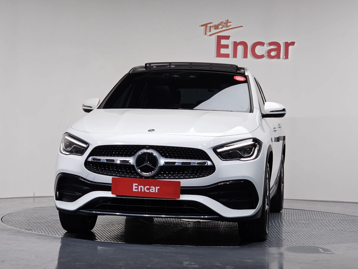 MERCEDES BENZ GLA-CLASS H247