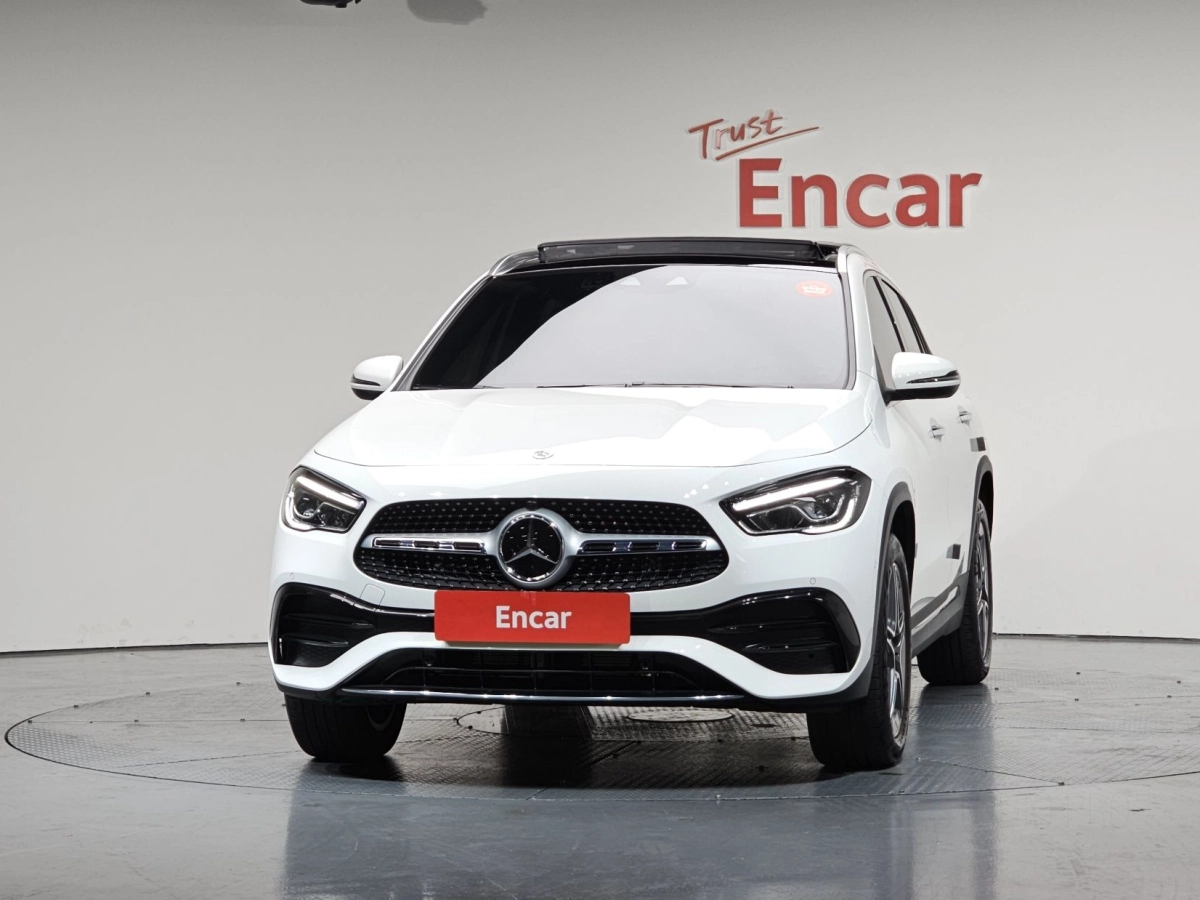 MERCEDES BENZ GLA-CLASS H247