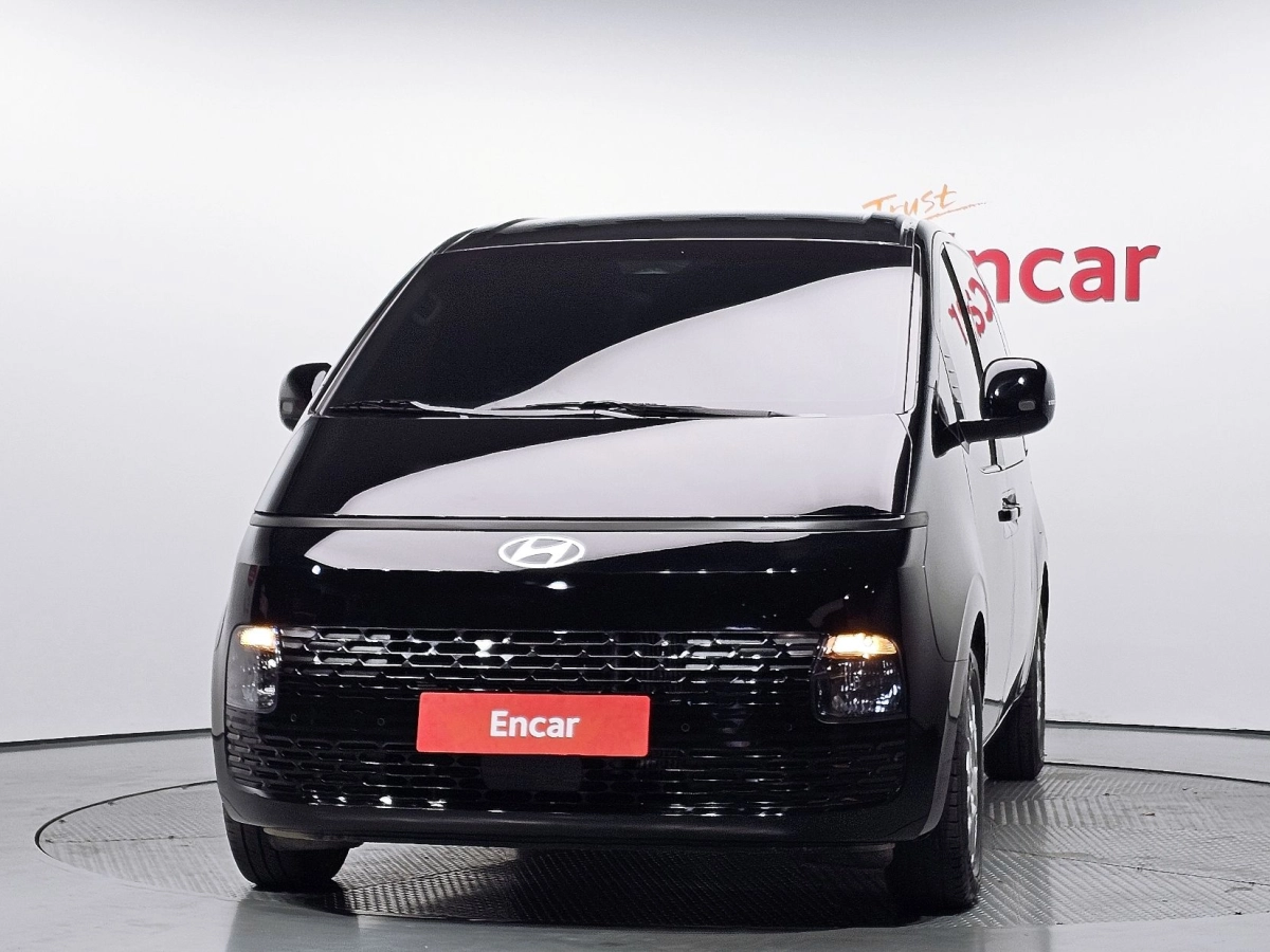 HYUNDAI STARIA  2024