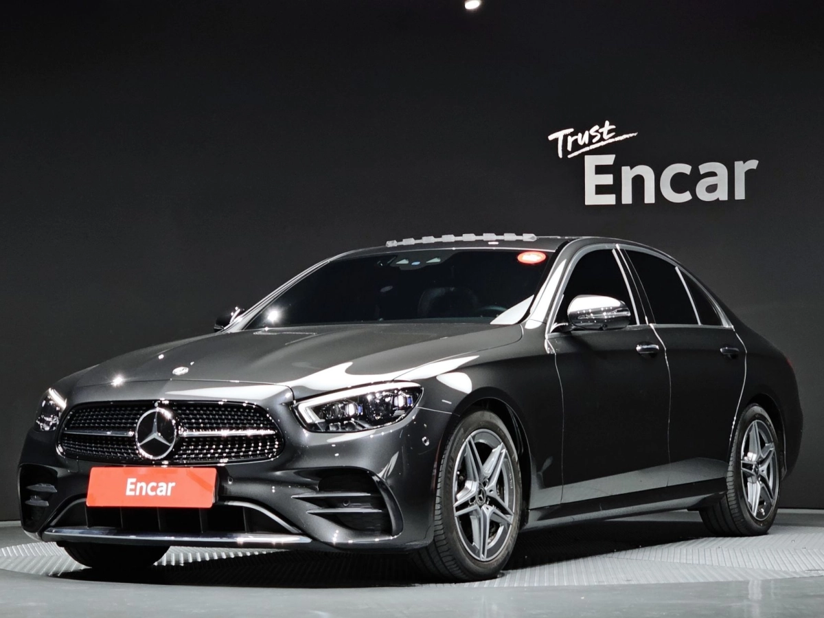 MERCEDES BENZ E-CLASS W213 2022