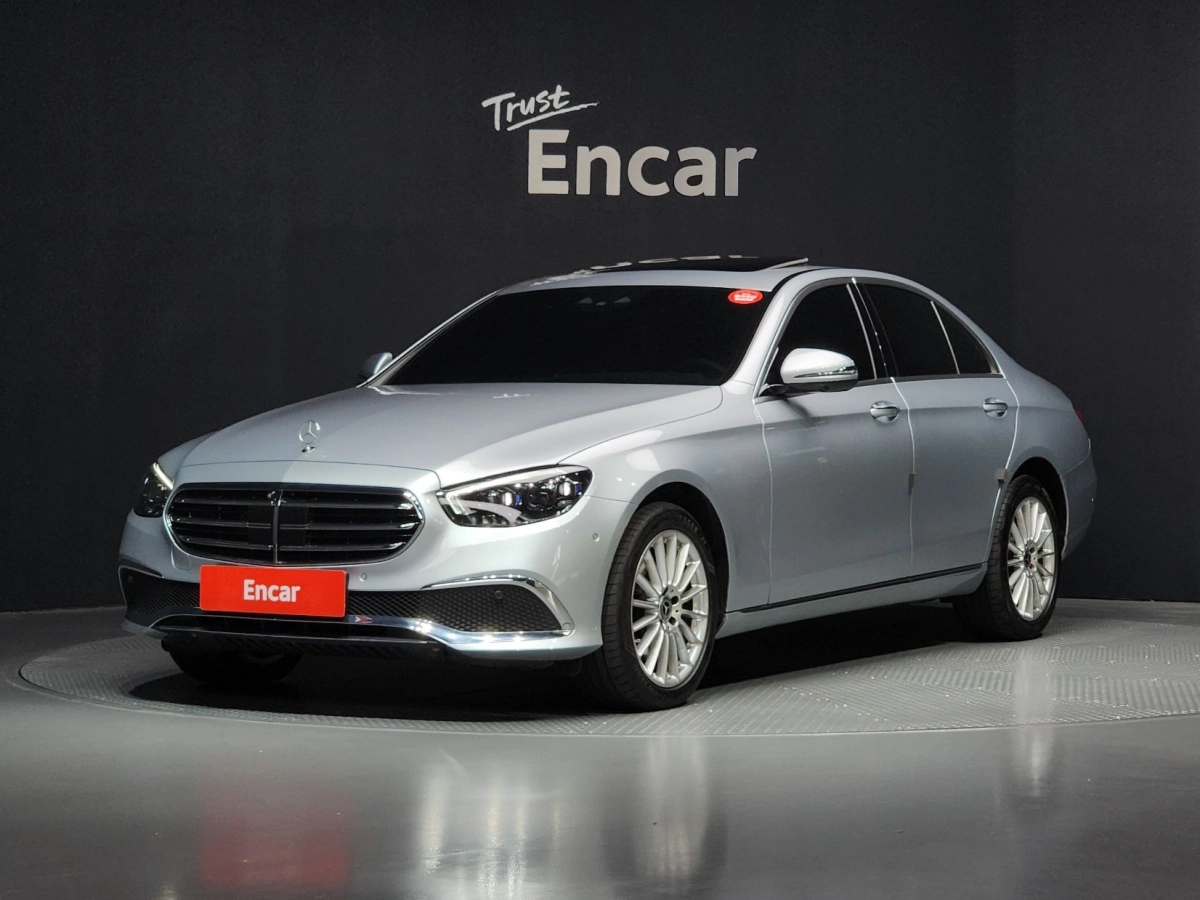 MERCEDES BENZ E-CLASS W213 2023