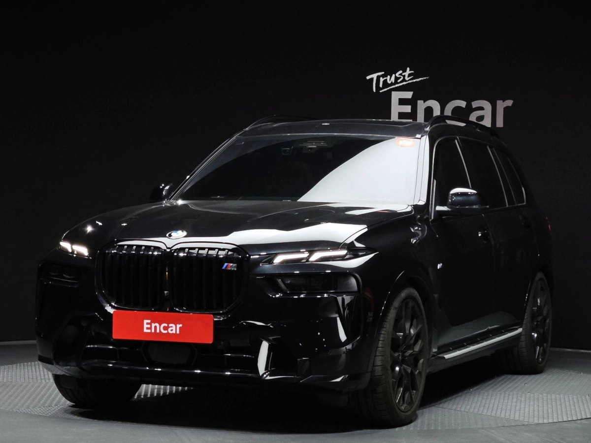 BMW X7 G07 2025