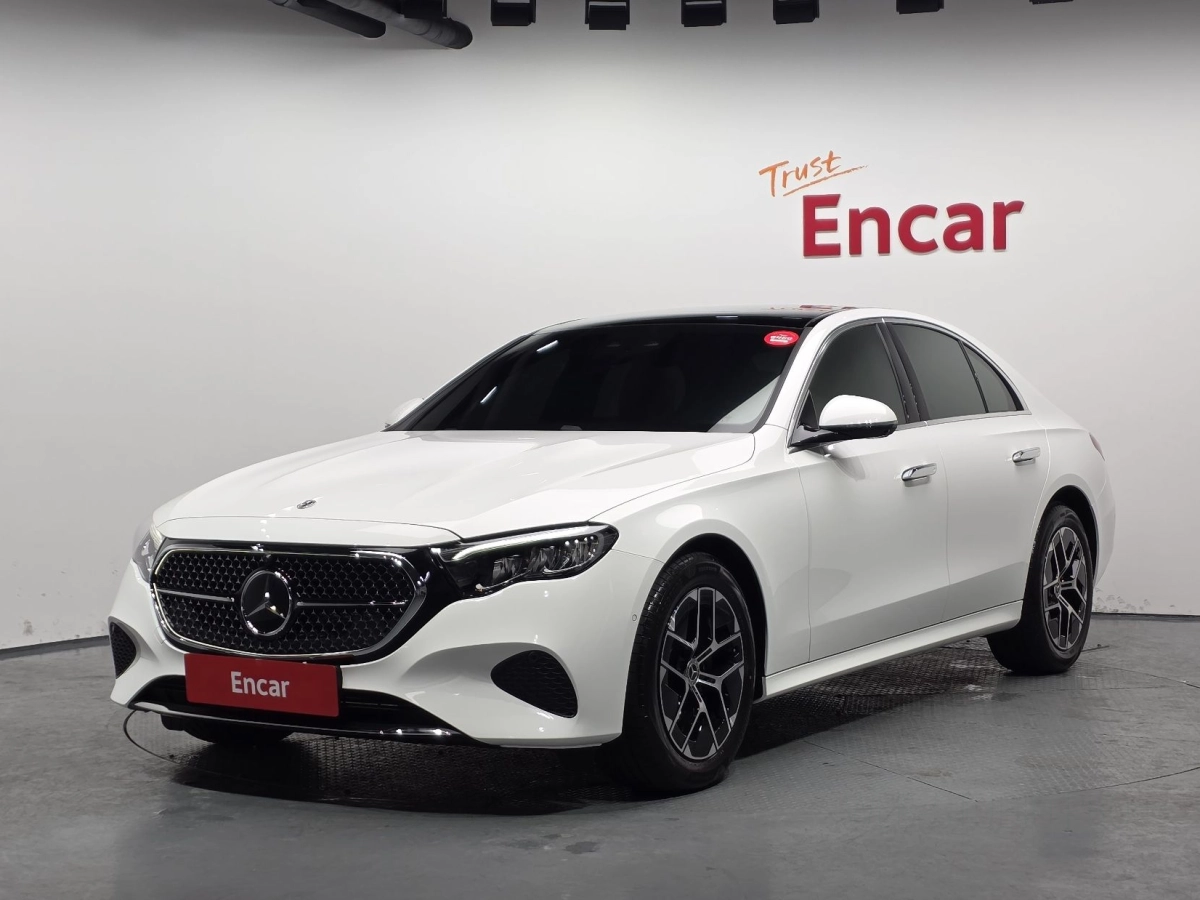 MERCEDES BENZ E-CLASS W214  2025