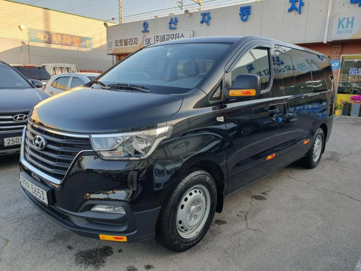 HYUNDAI STAREX GRAND 2021