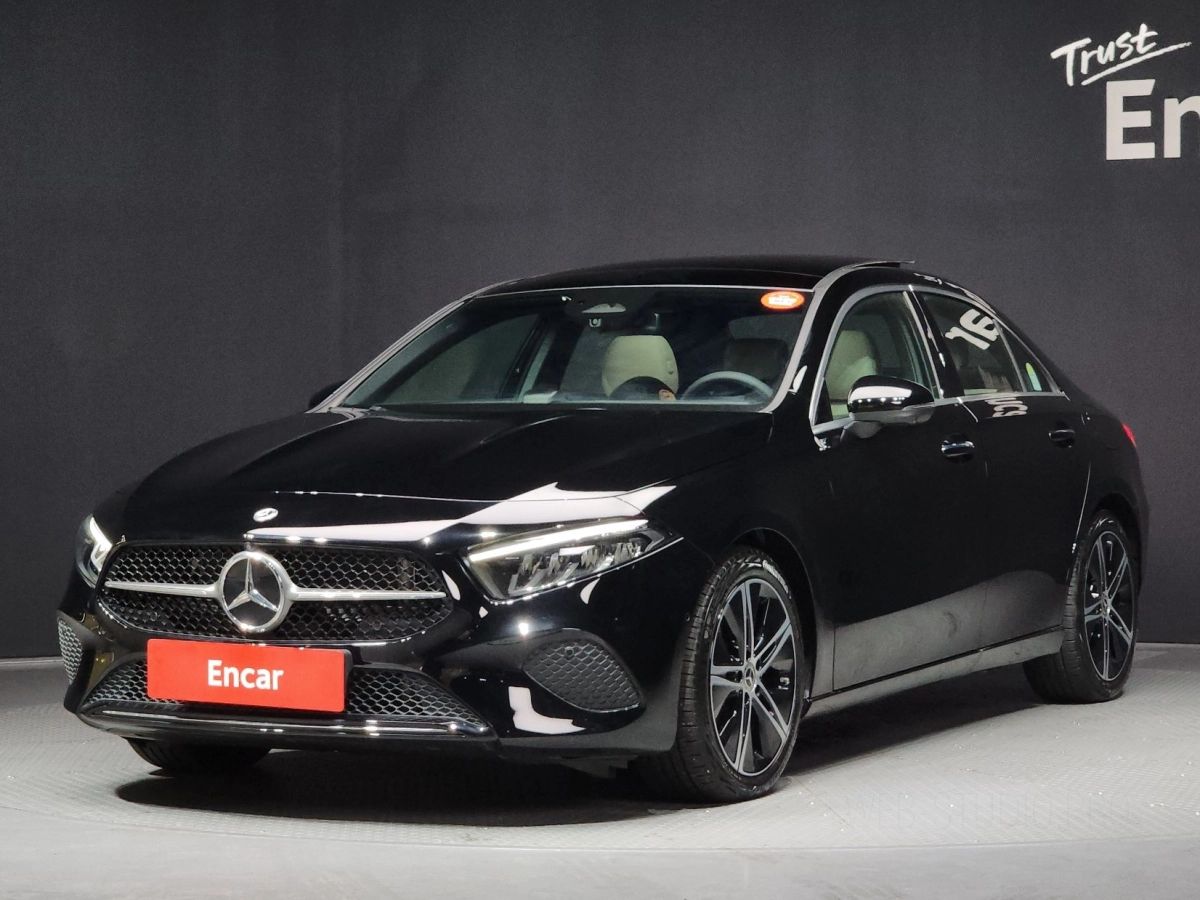 MERCEDES BENZ A-CLASS W177