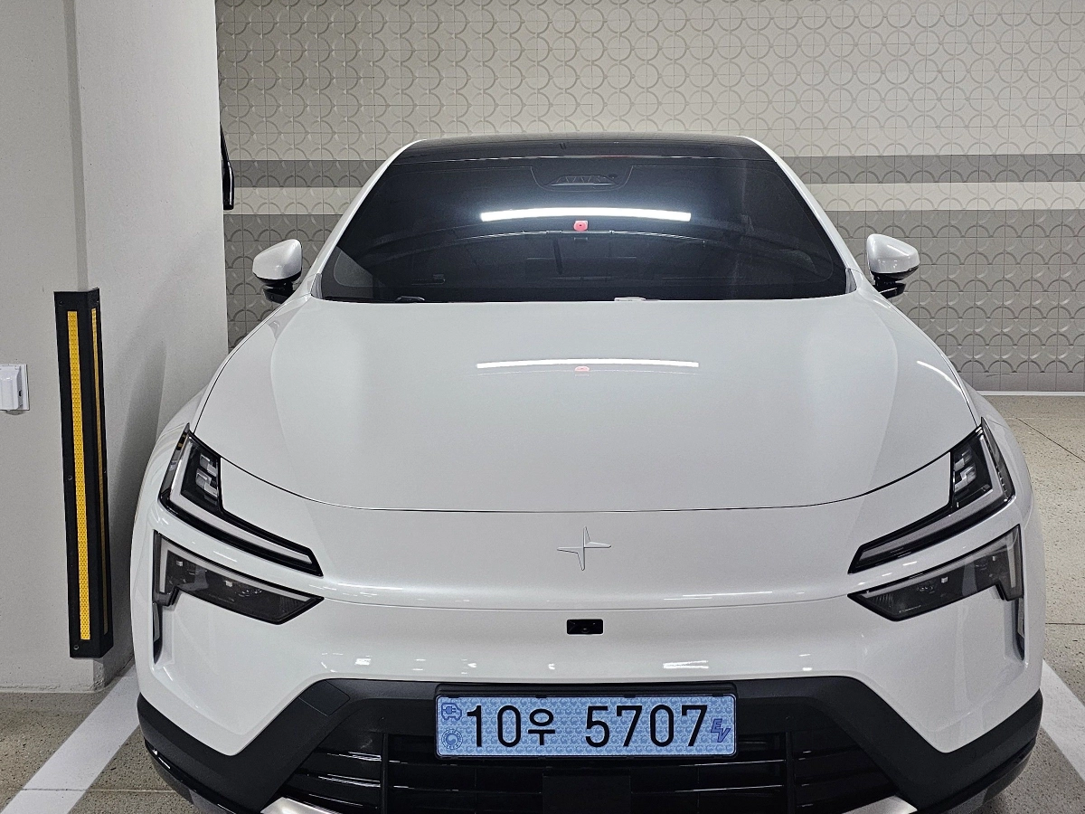 POLESTAR POLESTAR 4  2025