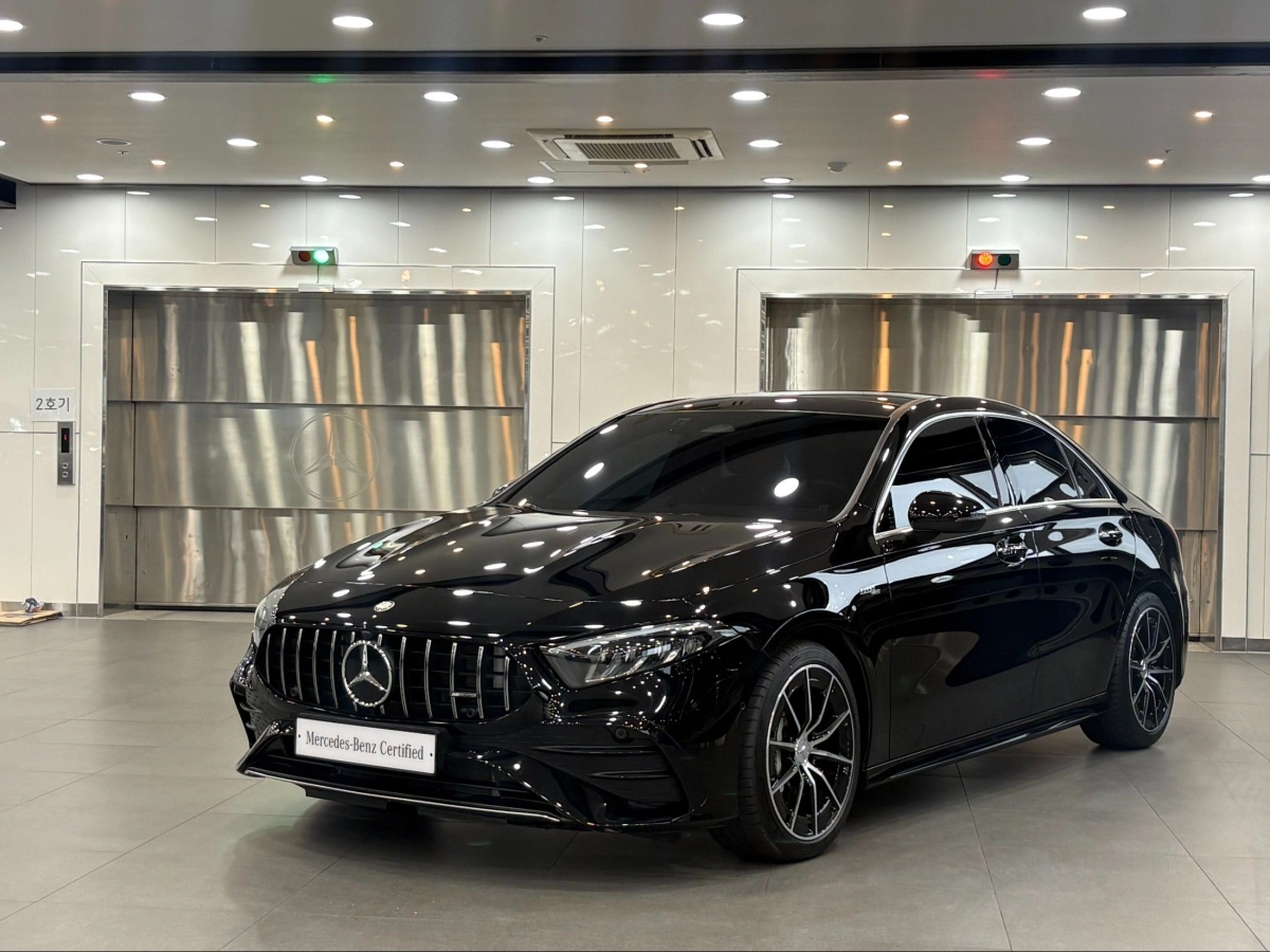 MERCEDES BENZ A-CLASS W177  2024