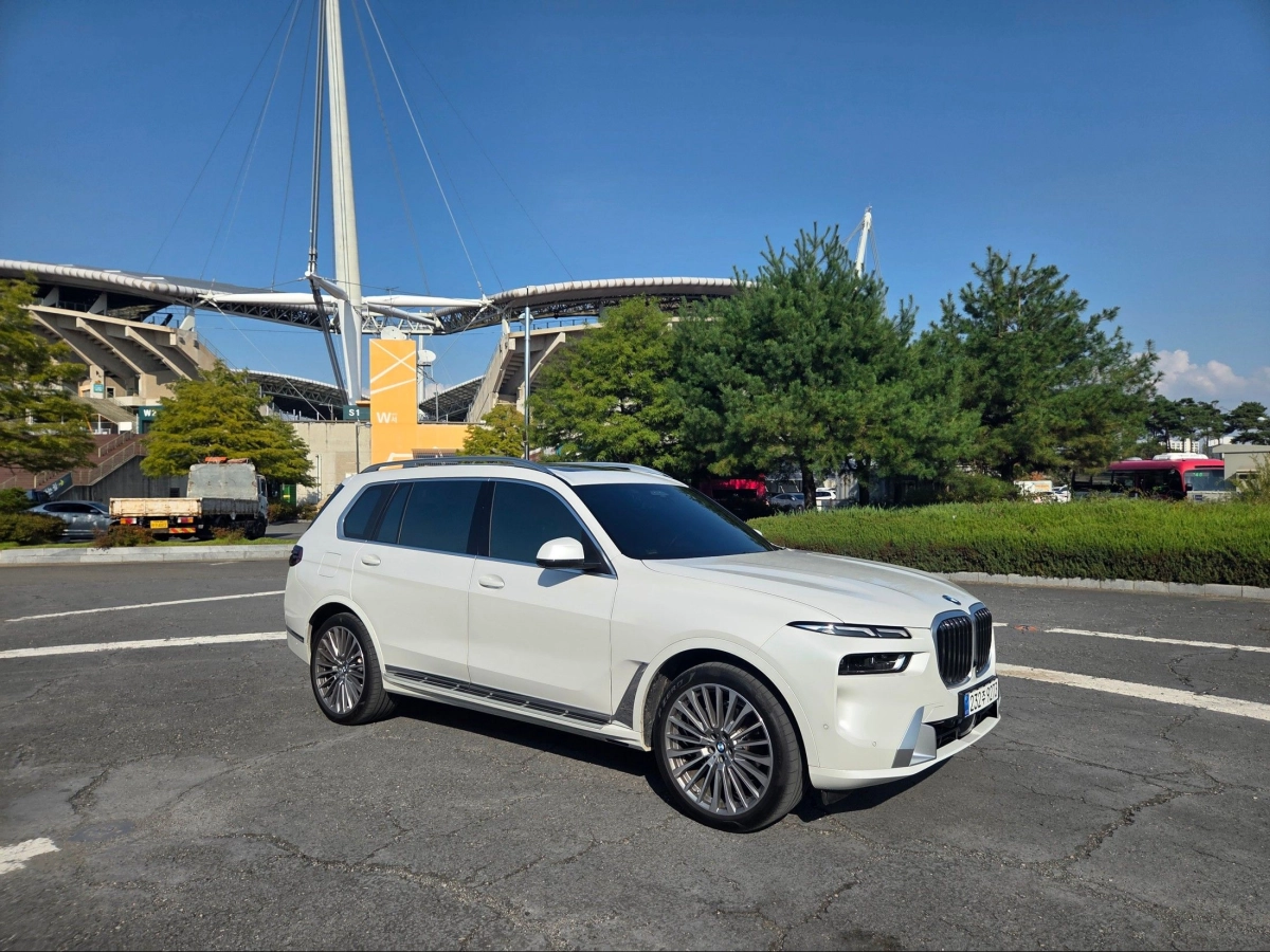 BMW X7 G07