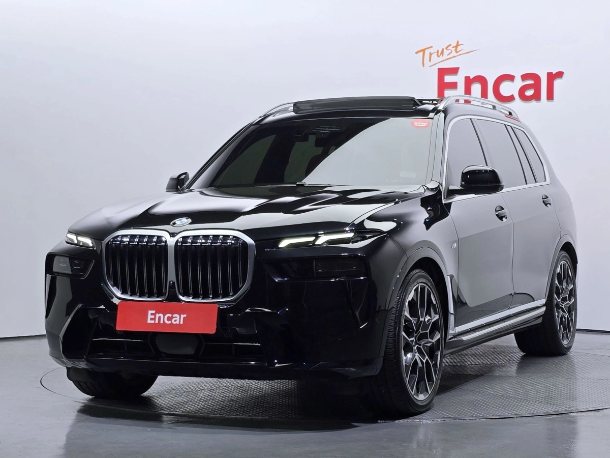 BMW X7 G07  2024