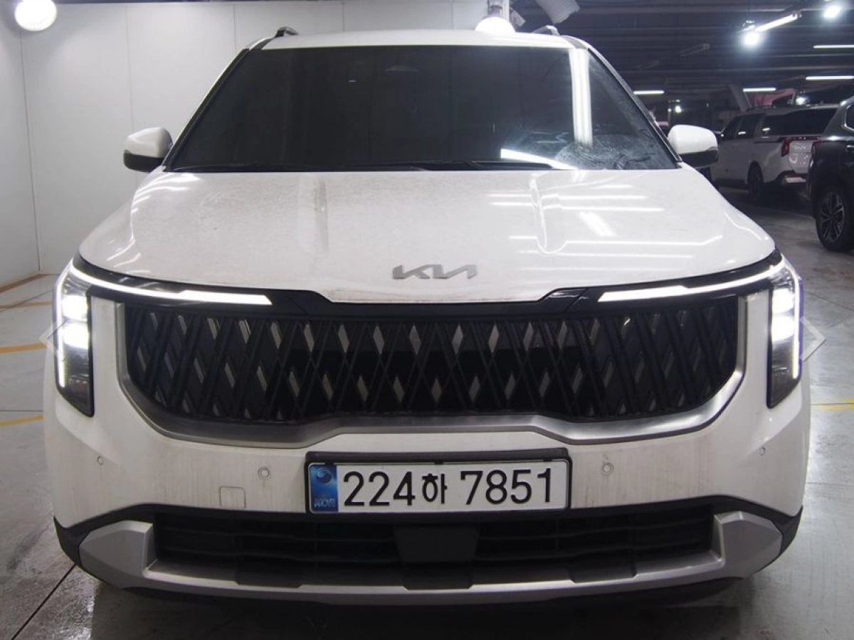 KIA CARNIVAL 2025