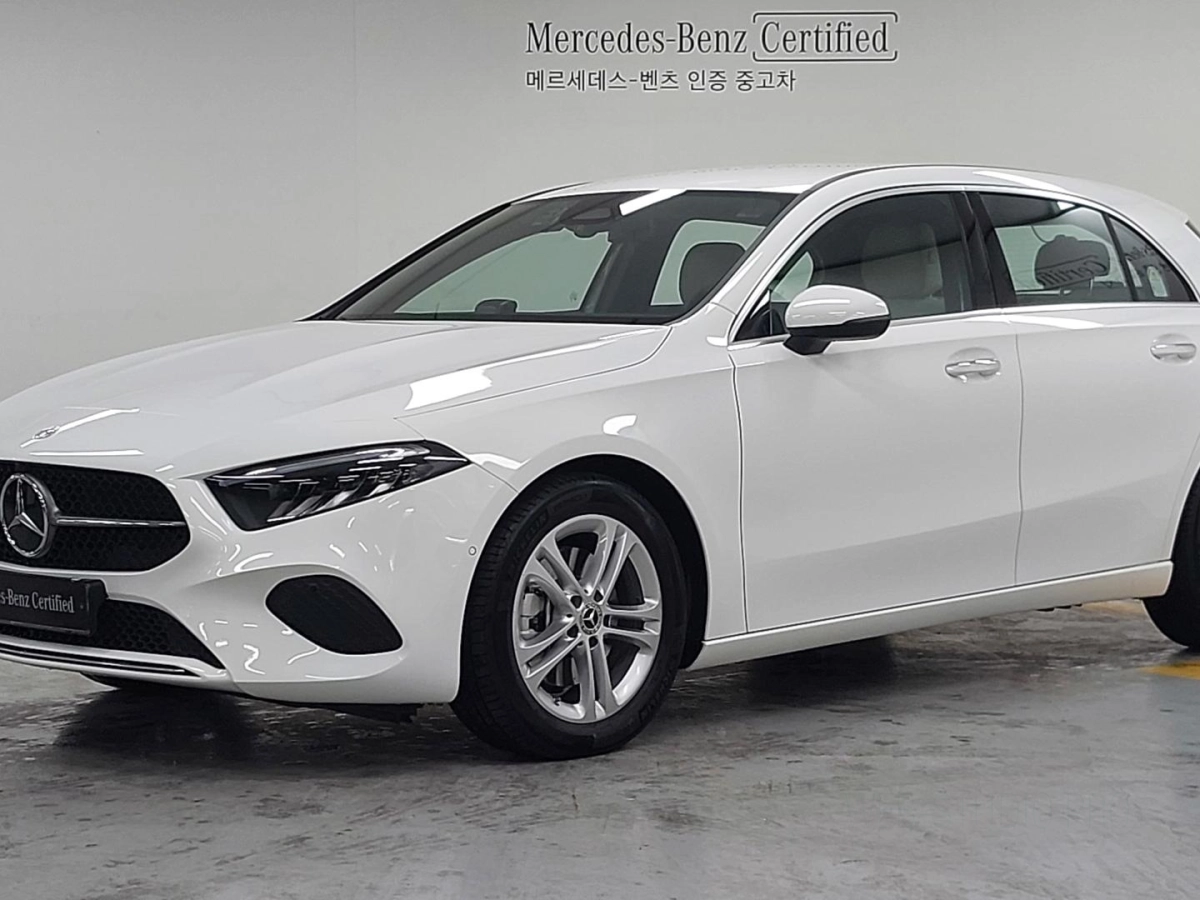 MERCEDES BENZ A-CLASS W177