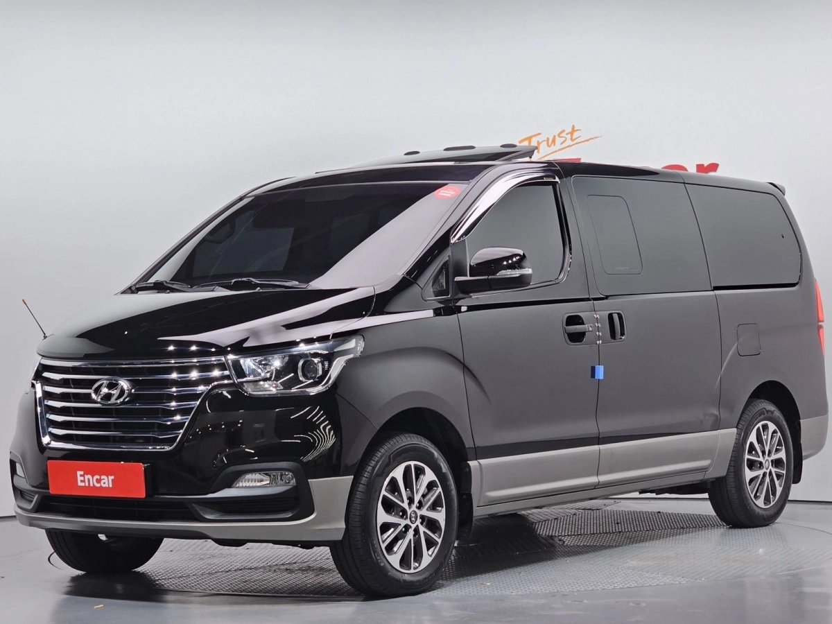 HYUNDAI STAREX GRAND 2020