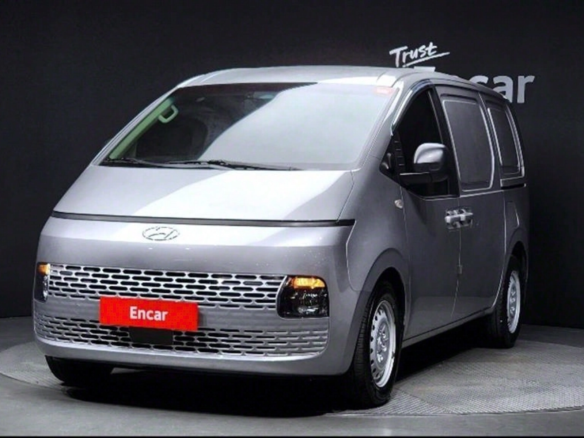 HYUNDAI STARIA  2021