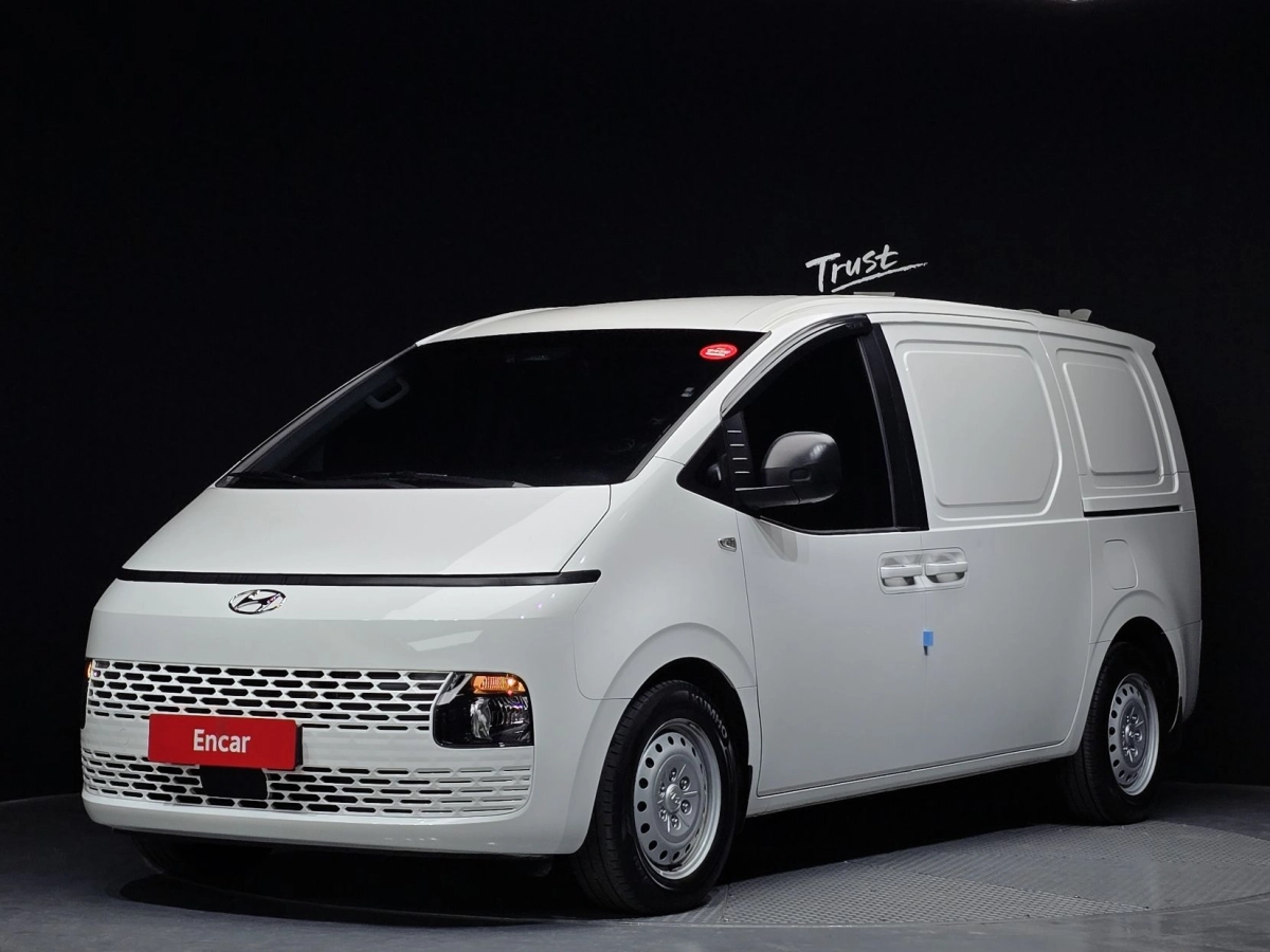 HYUNDAI STARIA  2021