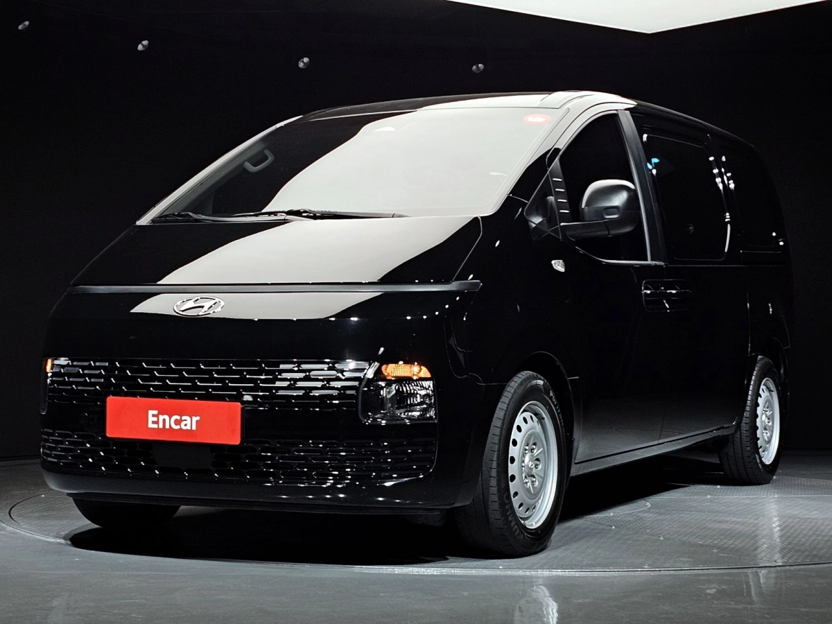 HYUNDAI STARIA  2022