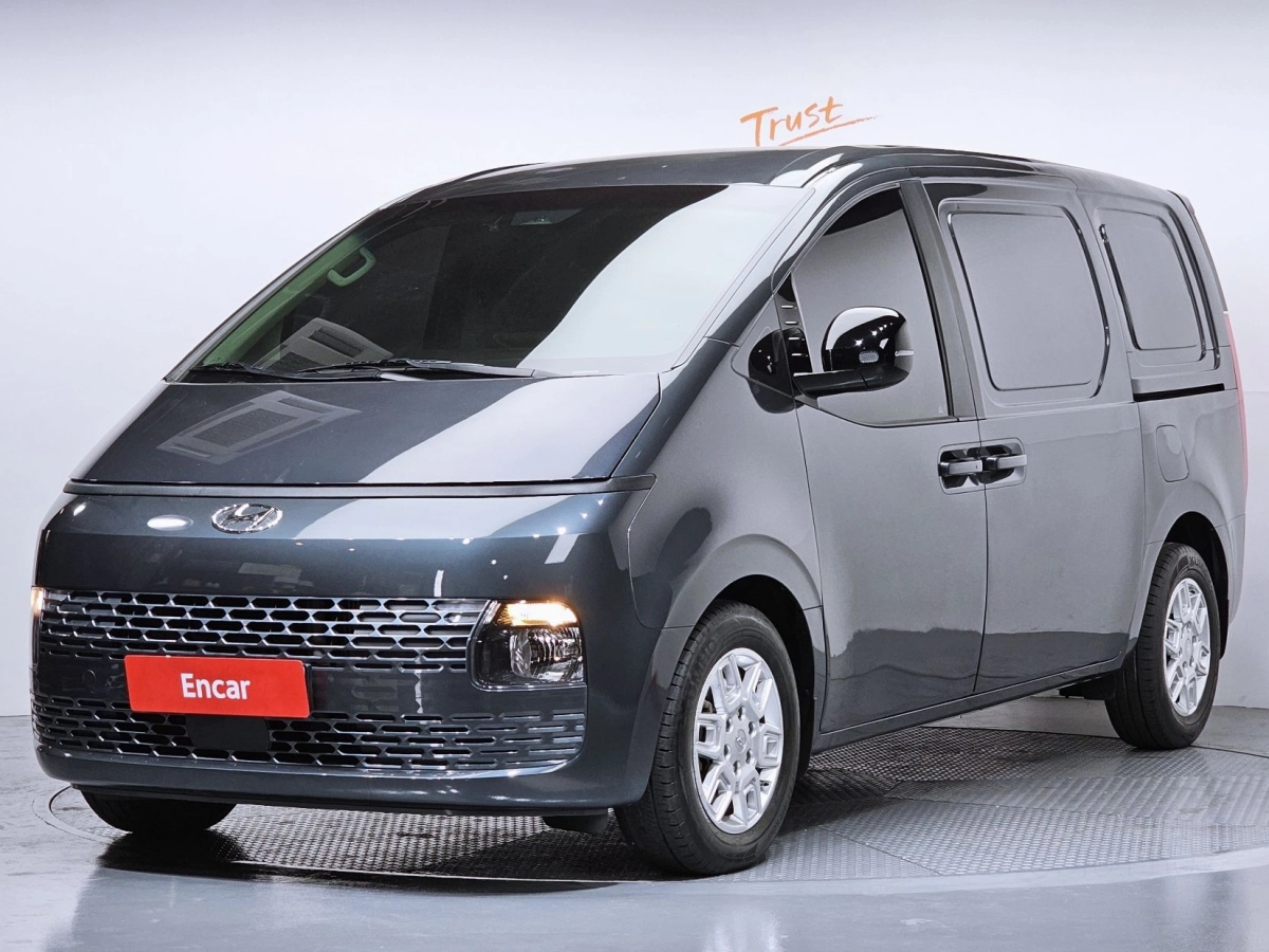 HYUNDAI STARIA  2022