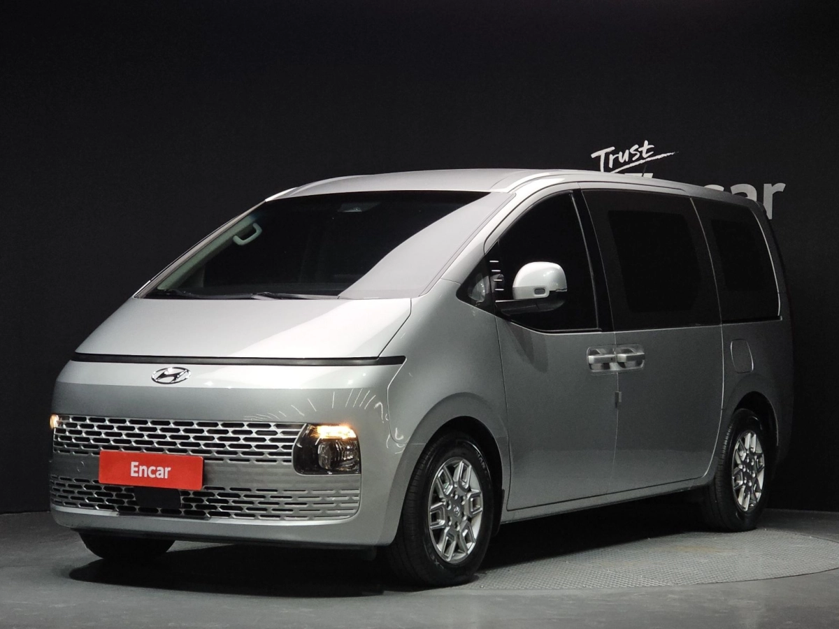 HYUNDAI STARIA  2021