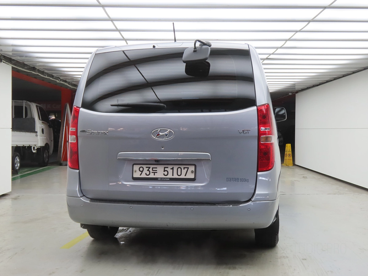 HYUNDAI STAREX GRAND