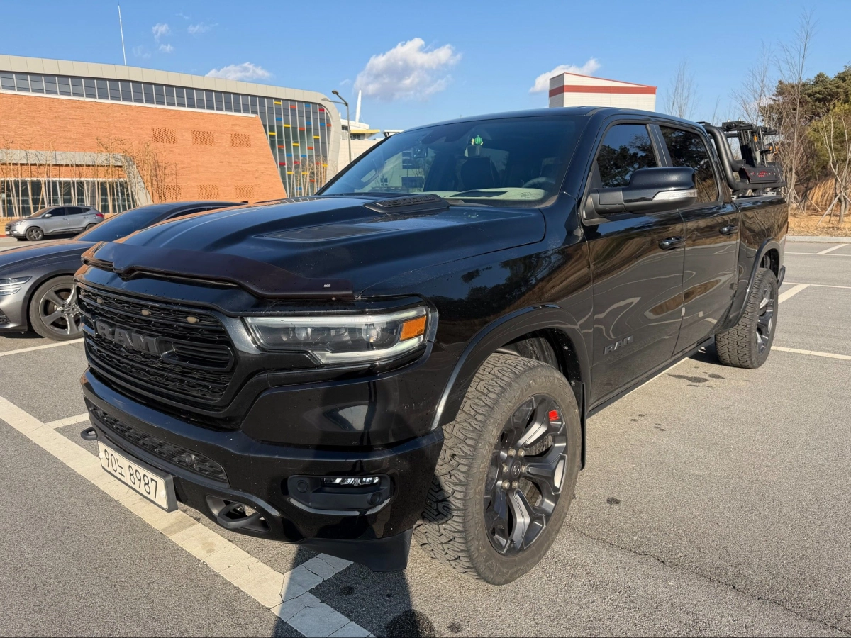 DODGE RAM PICK UP  2021