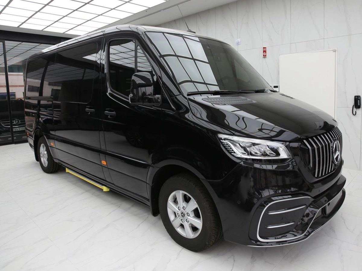 MERCEDES BENZ SPRINTER  2023