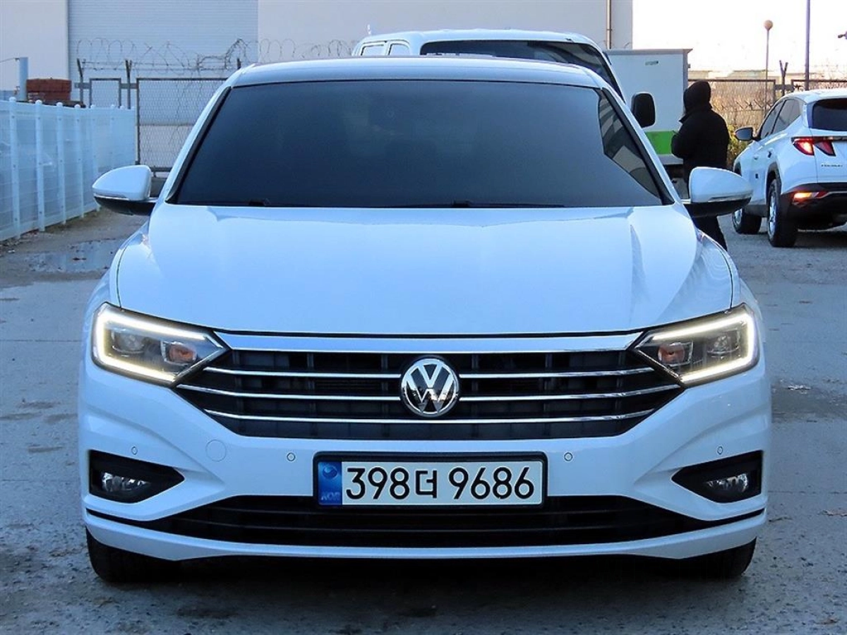 VOLKSWAGEN JETTA 2020