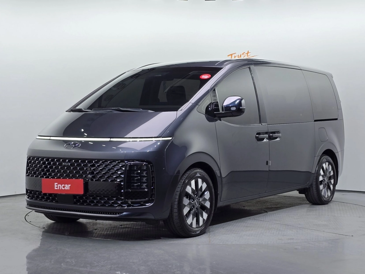 HYUNDAI STARIA 2022