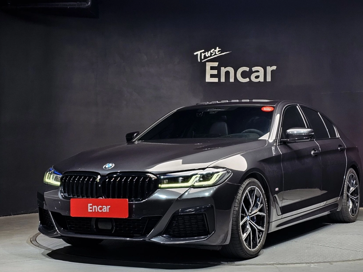 BMW 5-SERIES G30 2023