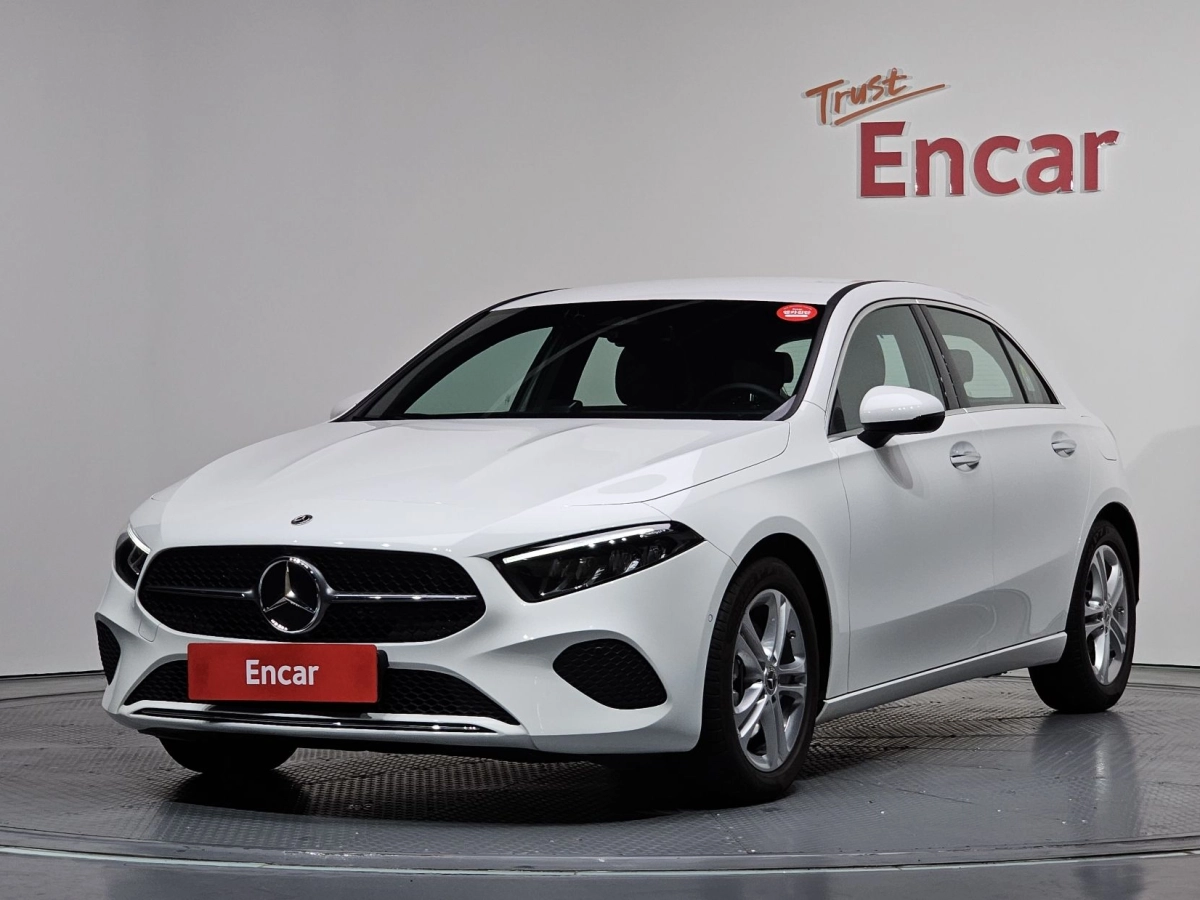 MERCEDES BENZ A-CLASS W177  2025