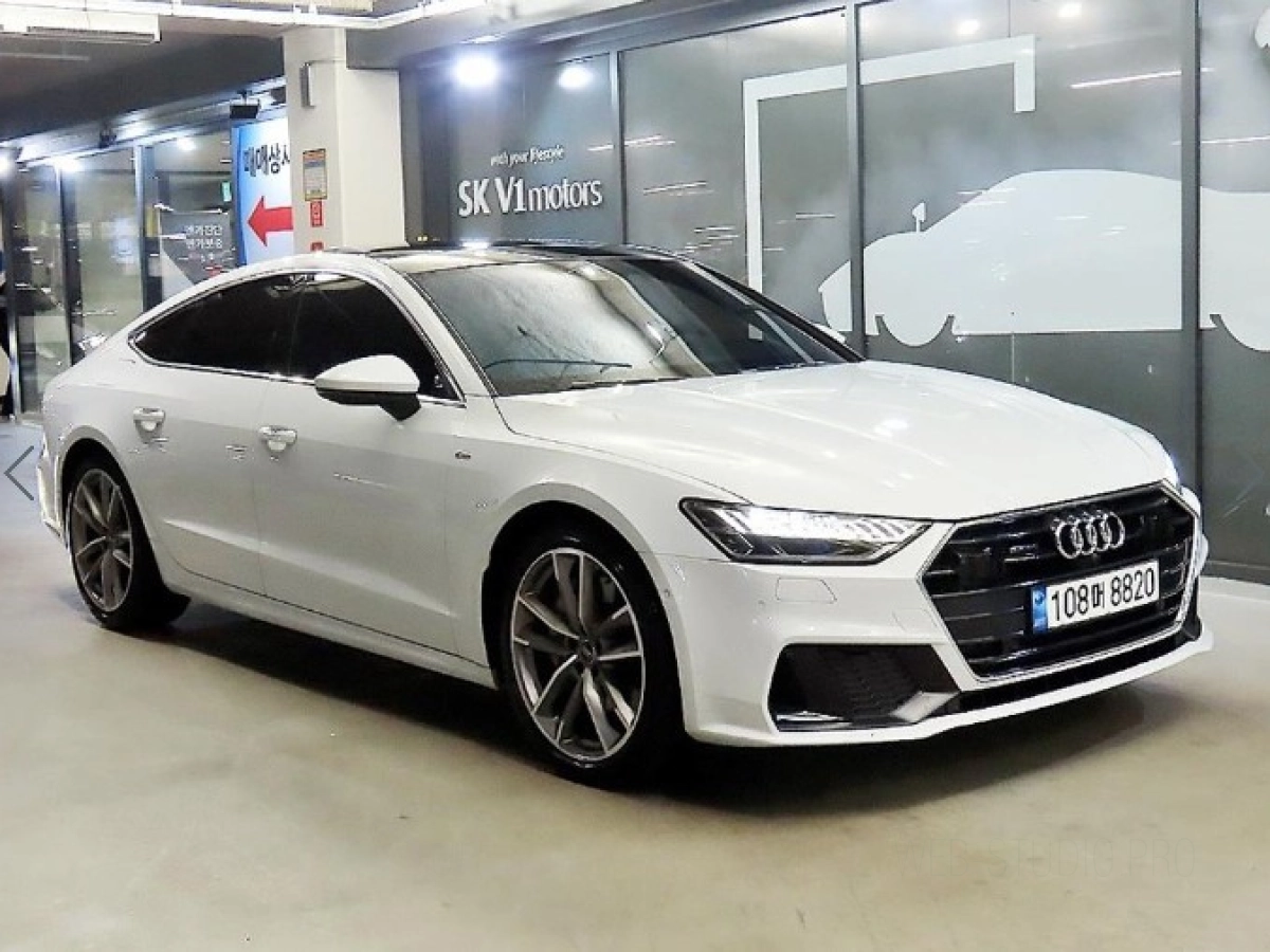 AUDI A7 4K  2020