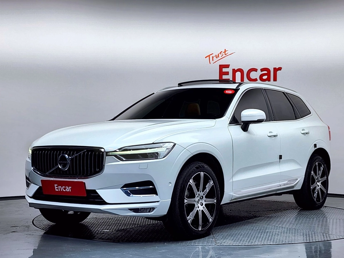 VOLVO XC60  2019