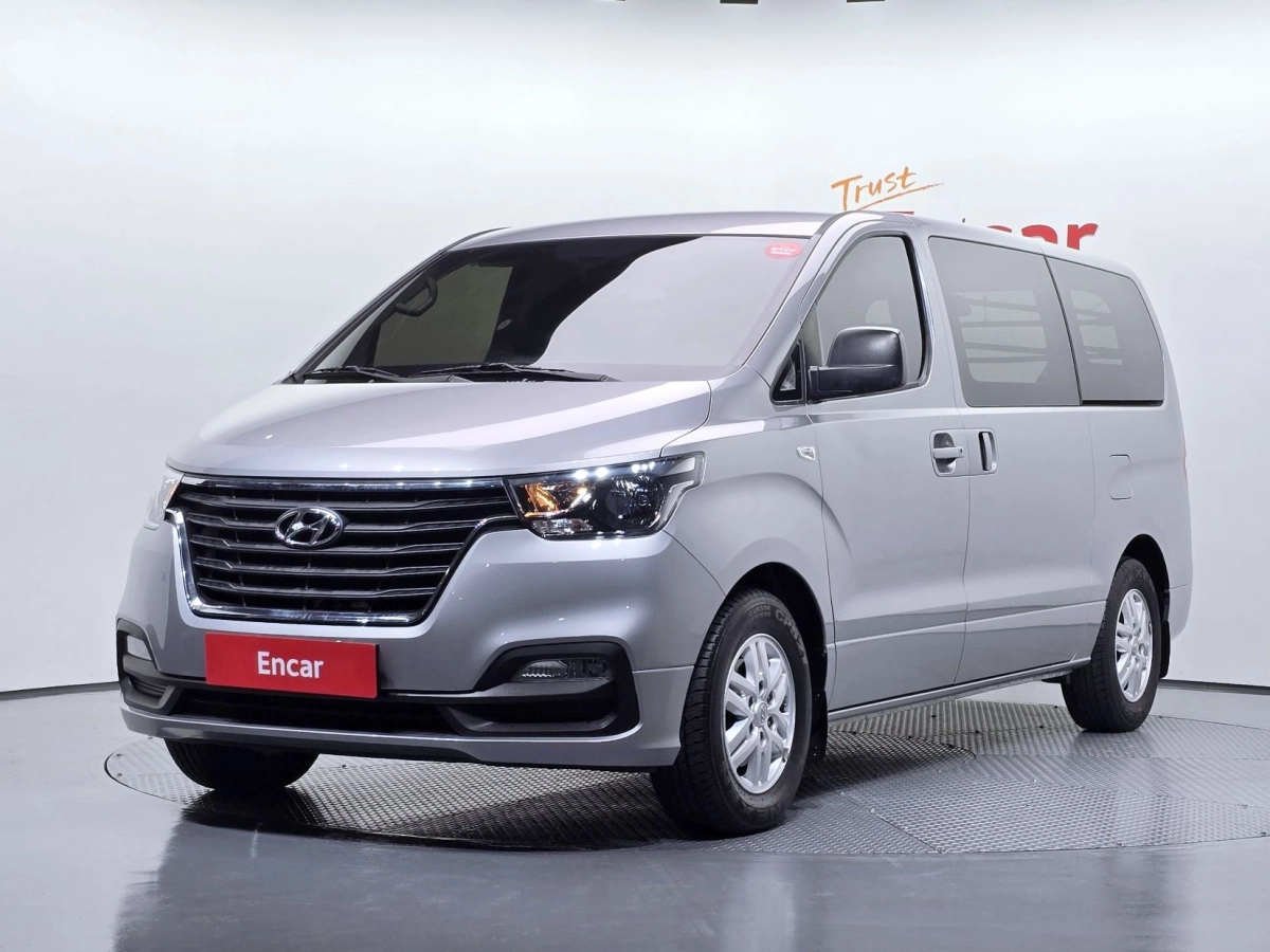 HYUNDAI STAREX GRAND  2021