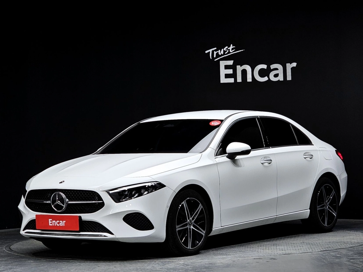 MERCEDES BENZ A-CLASS W177