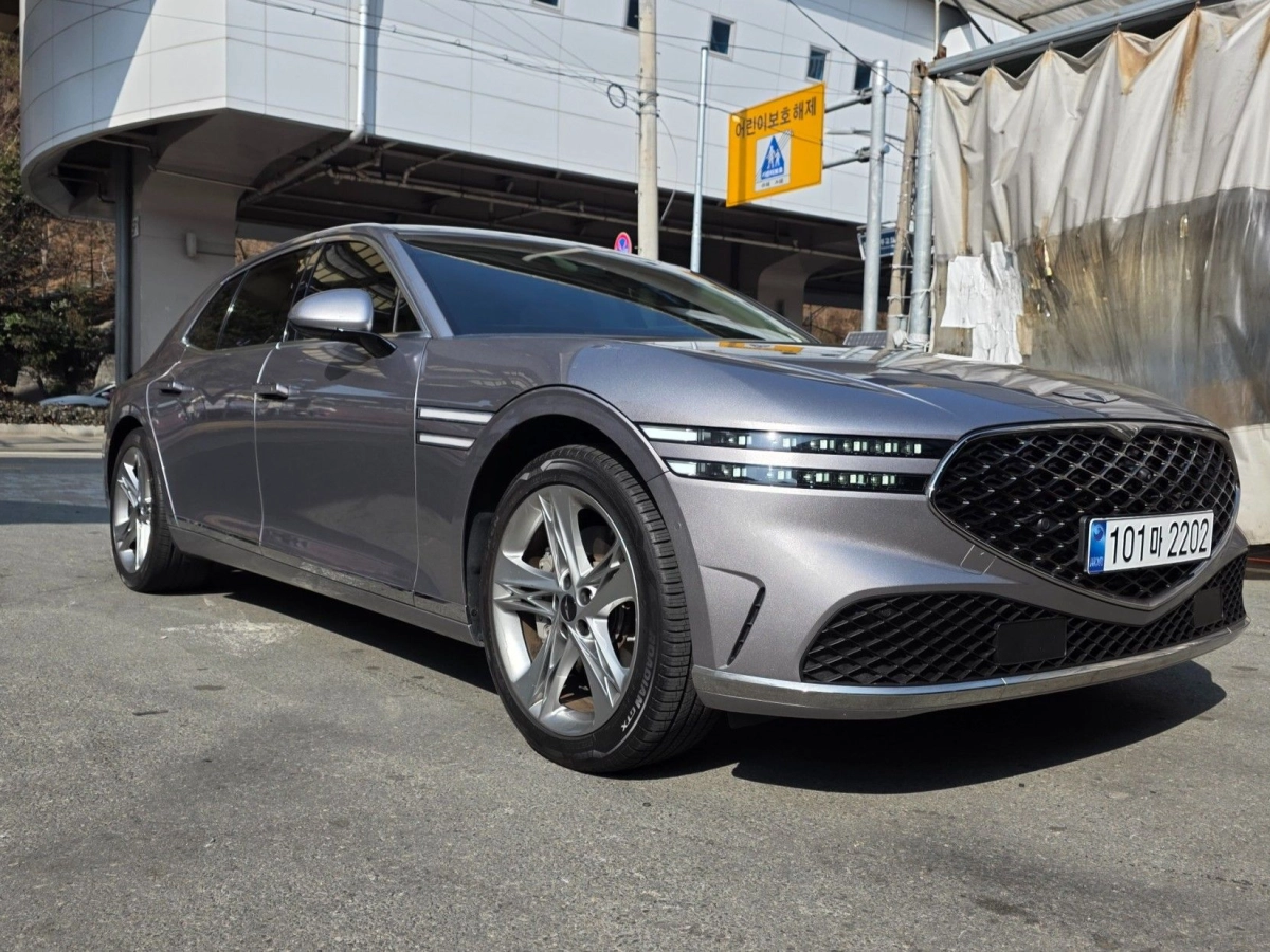 GENESIS G90 RS4  2023