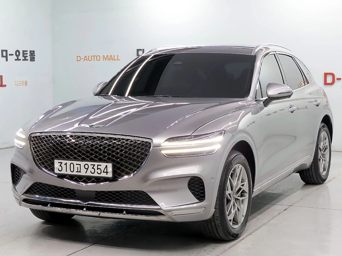 GENESIS GV70  2022