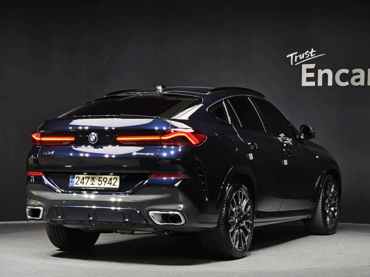 BMW X6 G06