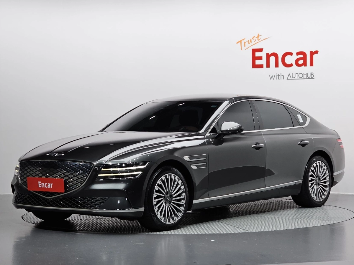 GENESIS ELECTRIC G80 RG3  2022