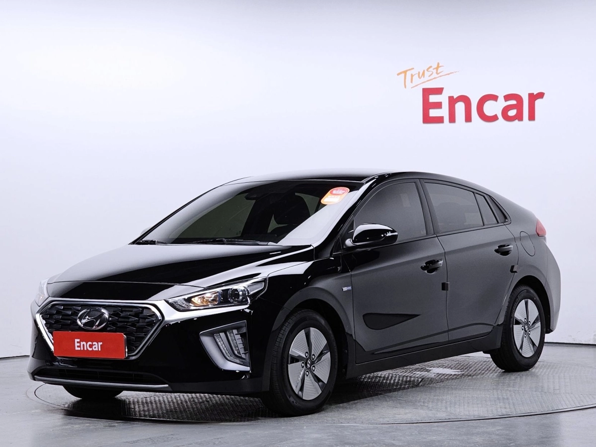HYUNDAI IONIQ HYBRID  2020