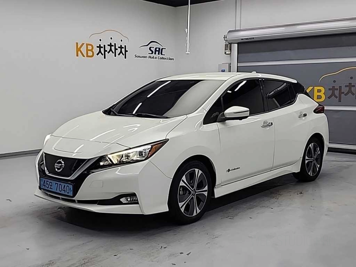 NISSAN LEAF ZE1