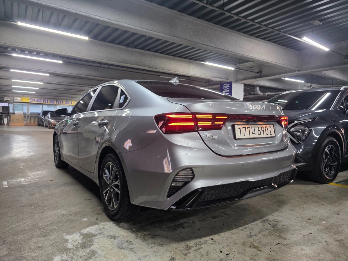 KIA K3