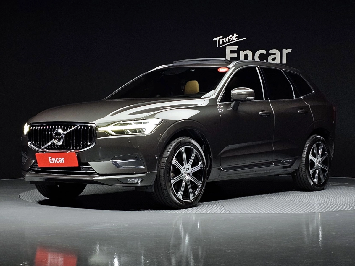 VOLVO XC60  2019