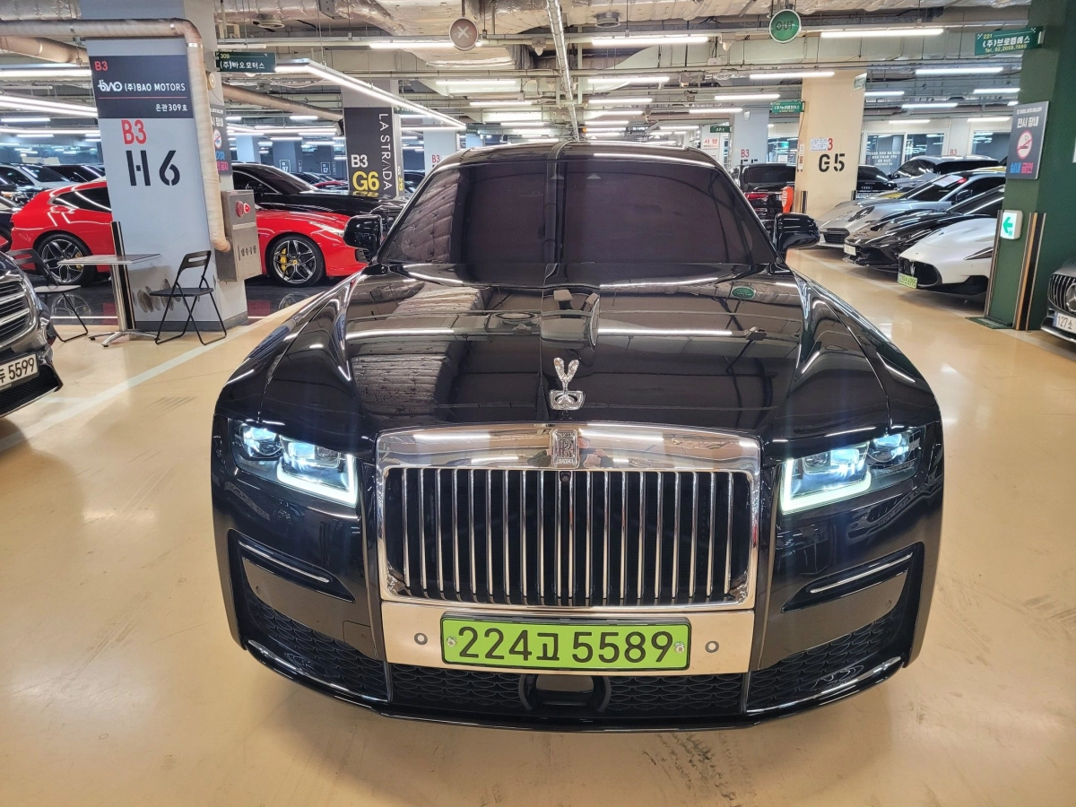 ROLLS ROYCE GHOST