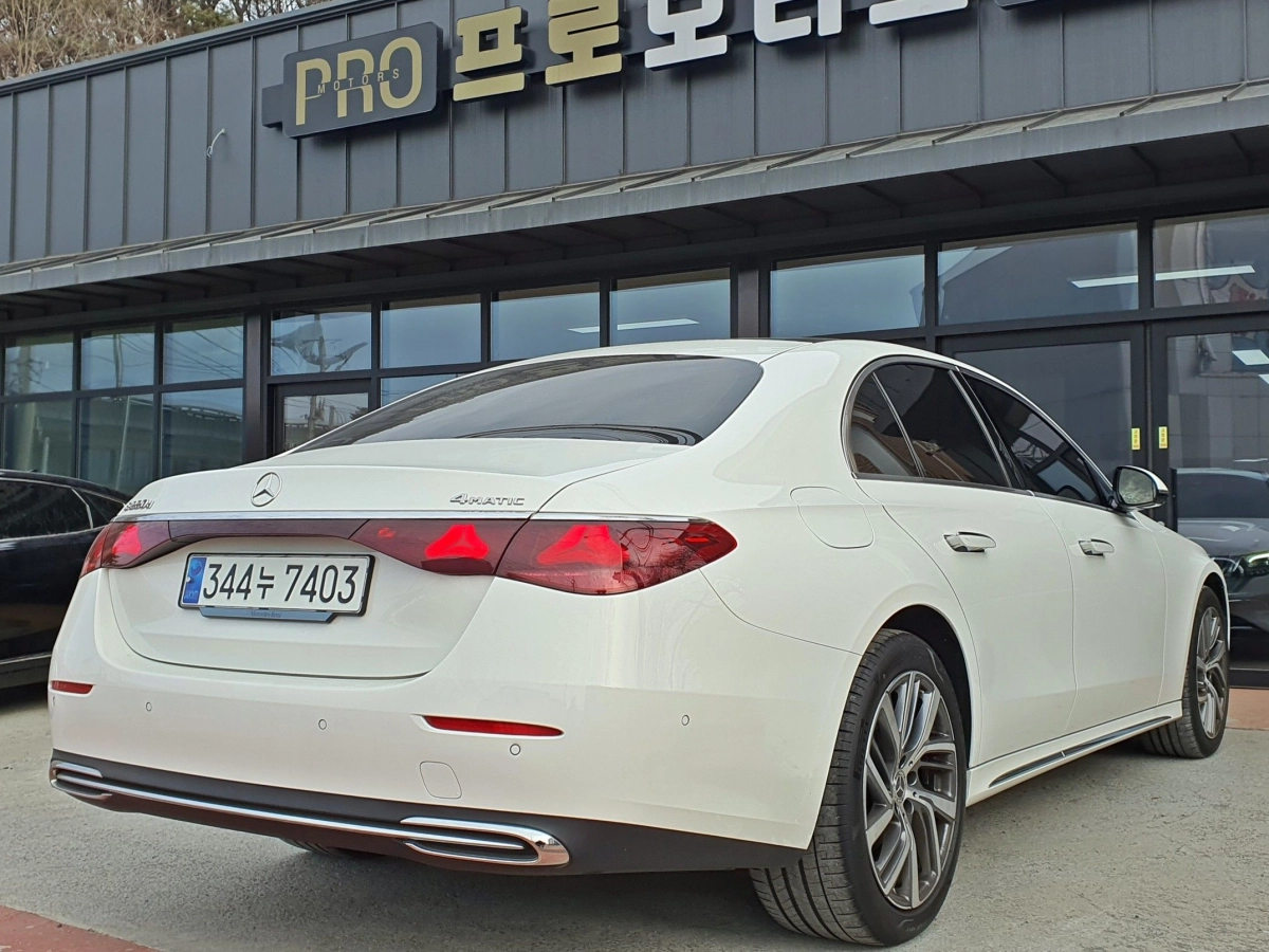 MERCEDES BENZ E-CLASS W214