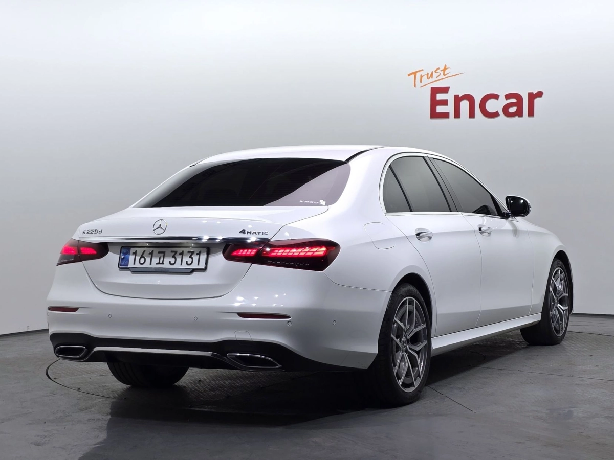 MERCEDES BENZ E-CLASS W213