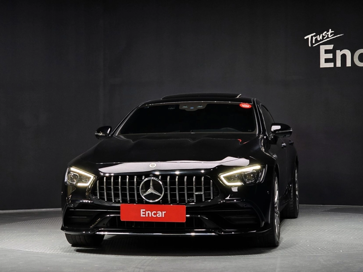 MERCEDES BENZ AMG GT