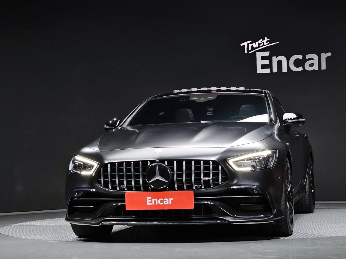 MERCEDES BENZ AMG GT