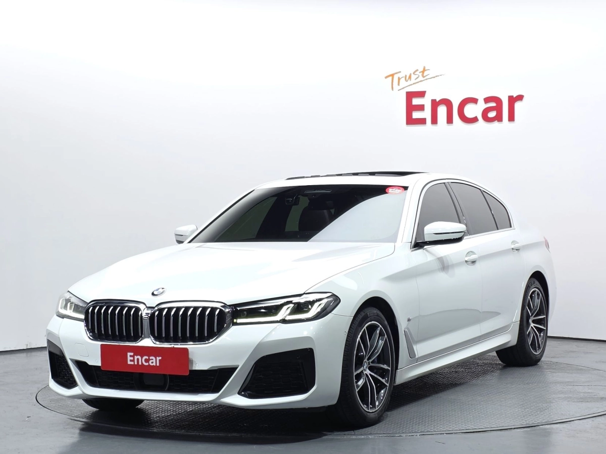 BMW 5-SERIES G30 2023