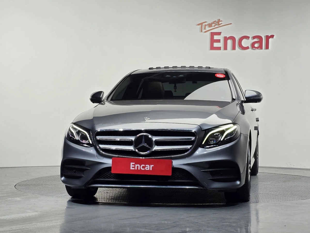 MERCEDES BENZ E-CLASS W213