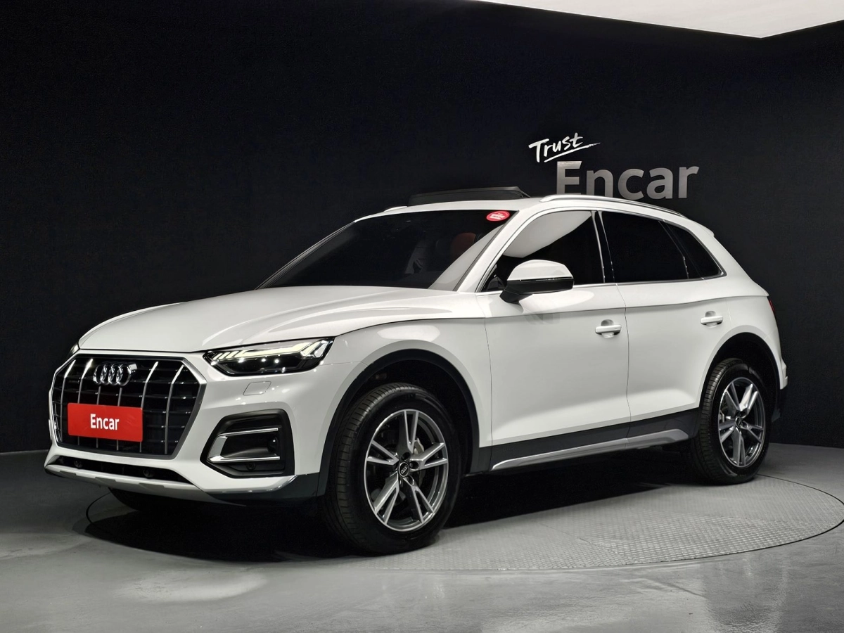 AUDI Q5 FY 2022