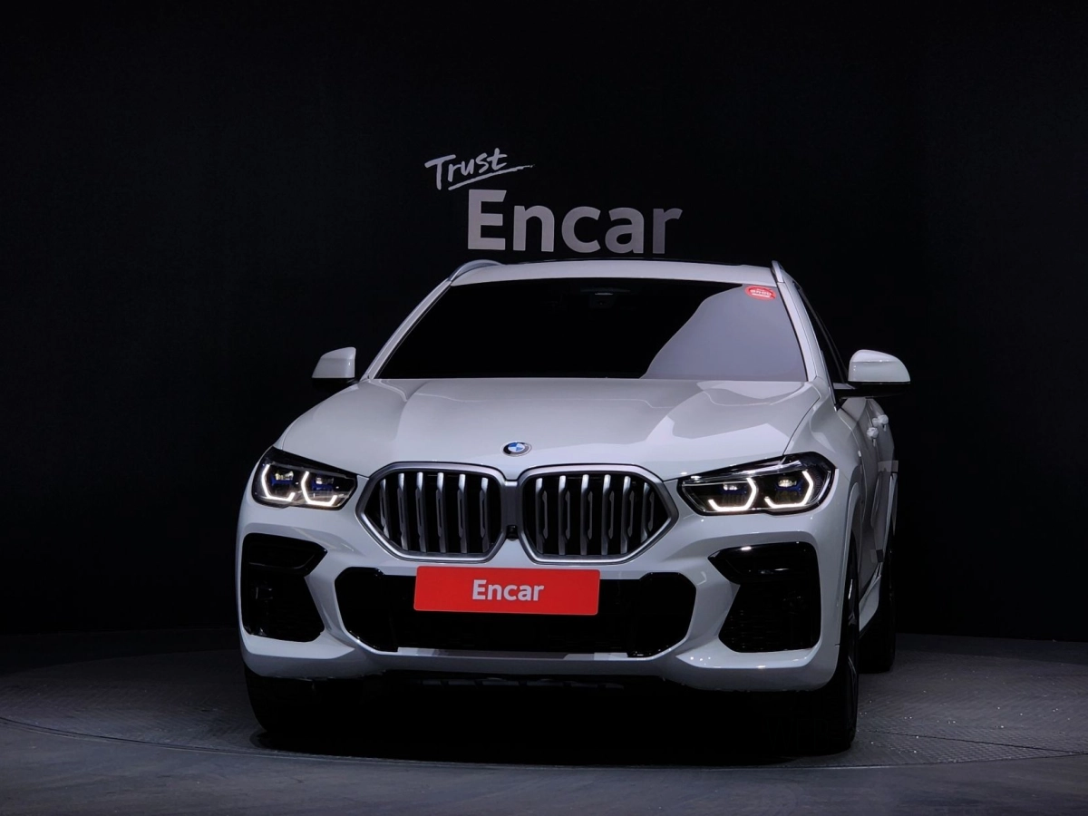 BMW X6 G06