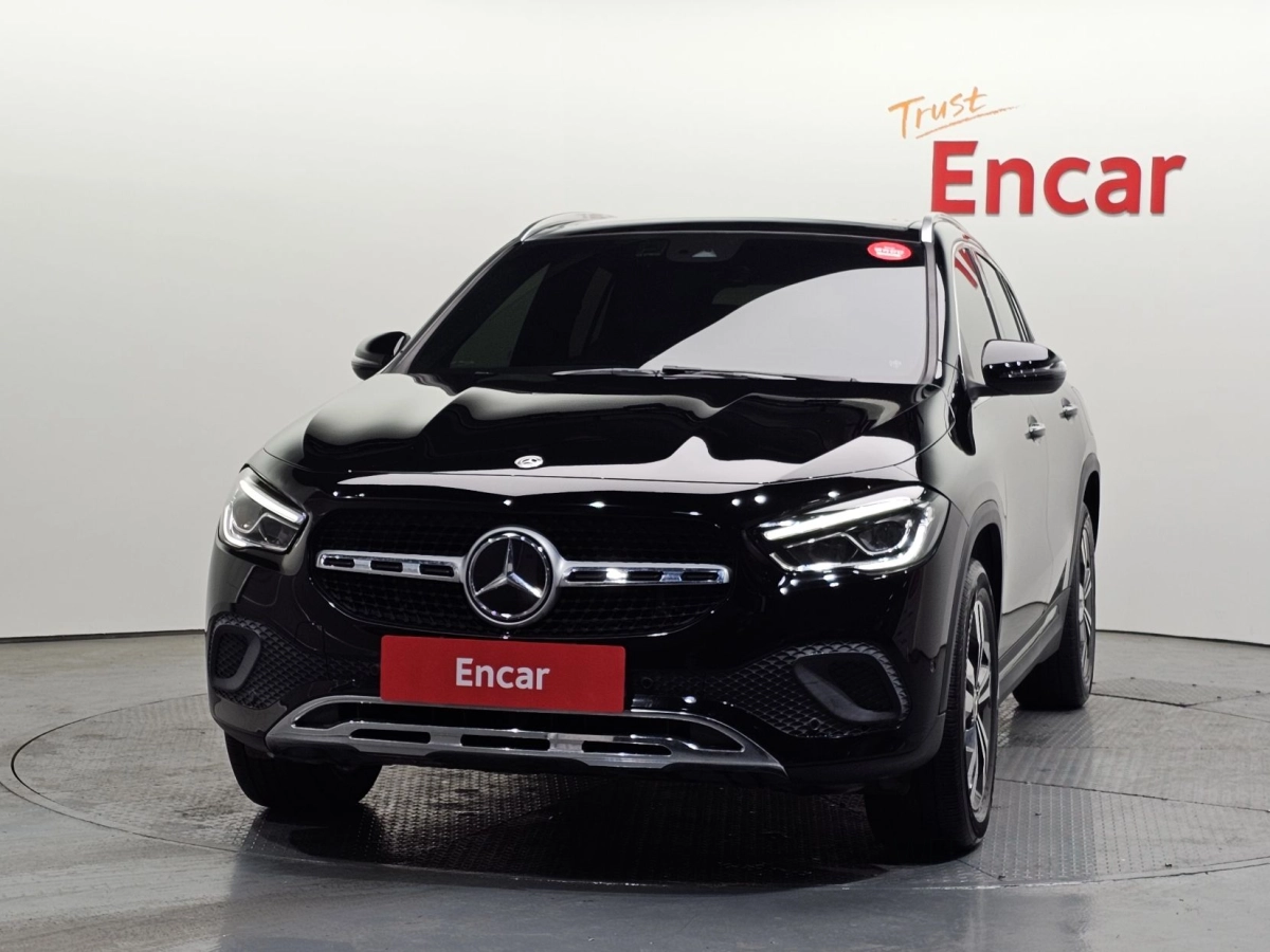 MERCEDES BENZ GLA-CLASS H247